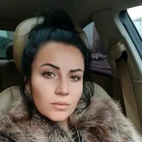 ionela12123271