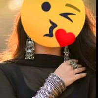 saba_khan370