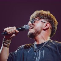 Sunt iubirea vieții tale