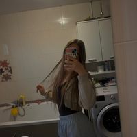 loriiiqq._