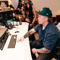 TikTok Account - https://p16-pu-no.tiktokcdn-eu.com/tos-no1a-avt-0068c001-no/18b2f2bd5a4dc81ce996a66448ef2a8f~tplv-tiktokx-cropcenter:200:200.jpeg