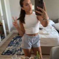 itsmebella21_