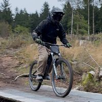 henri_sender