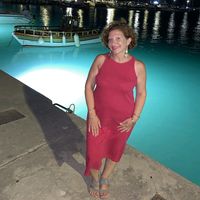 maria.curlyhair