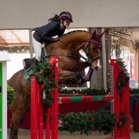 lisakunze_equestrian_off