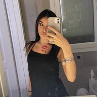 angela.cecchi