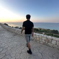 16viktoor16