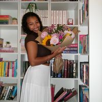 leah_reads08