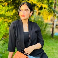 alinaahmeed1