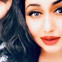 nighat_kashmiri01