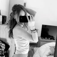mel.y.n..e