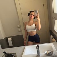 usser8273828