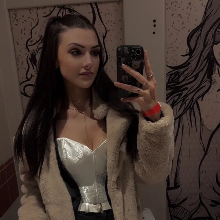 unknown_deexoxo