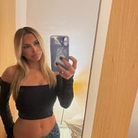 zoe_rose.rch