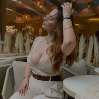 anamaria.hanus