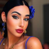 fifi.modelinparis