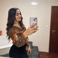 laura_oliveira007