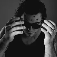 ce ochi albaștri ai l Adi Istrate