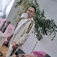 tomaszielunia39