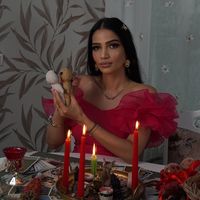 vrajitoarea_faridaomida