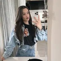 izabela_djenova