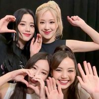amoleblackpink0