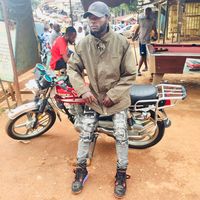 celebritybikemant4