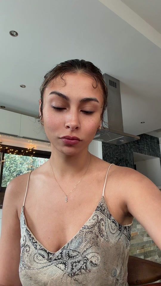 TikTok video thumbnail by jesuislestia