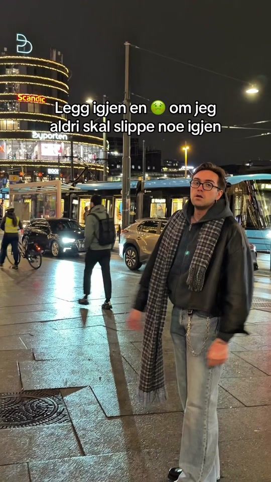 TikTok video thumbnail by etoosetoosetoos