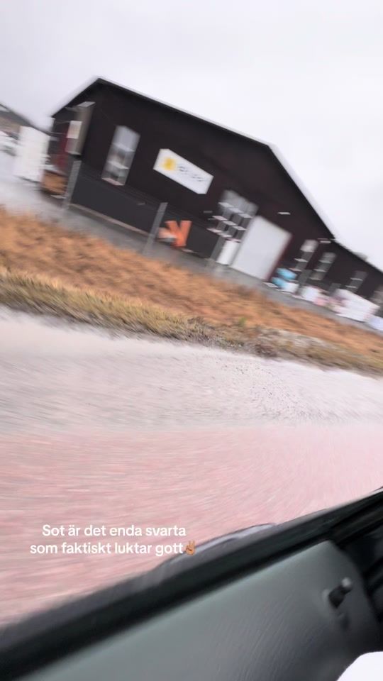 TikTok video thumbnail by blondie.com