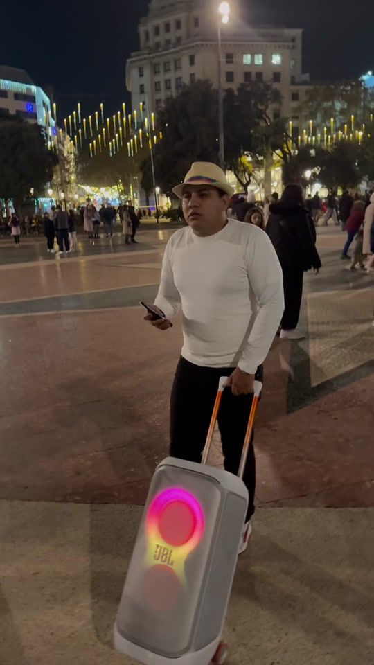 TikTok video thumbnail by elgocho_en_barcelona_