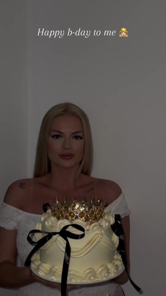 TikTok video thumbnail by eusuntjuliaa