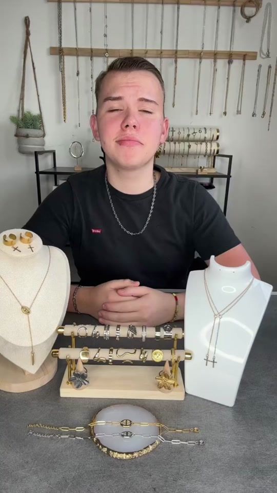 TikTok video thumbnail by mavelaparis