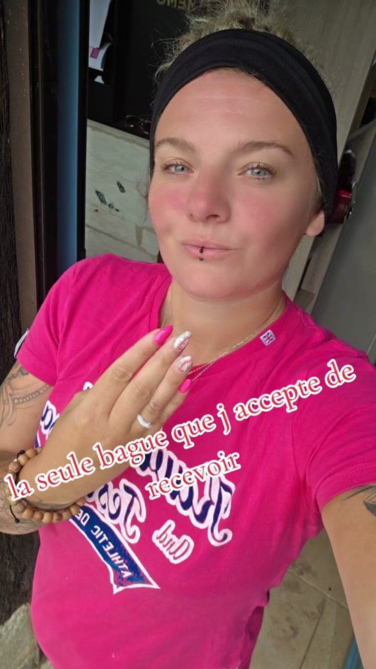 TikTok video thumbnail by motardelicorne27
