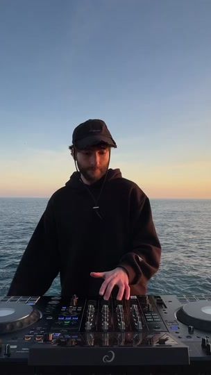 TikTok video thumbnail by granat.vibes