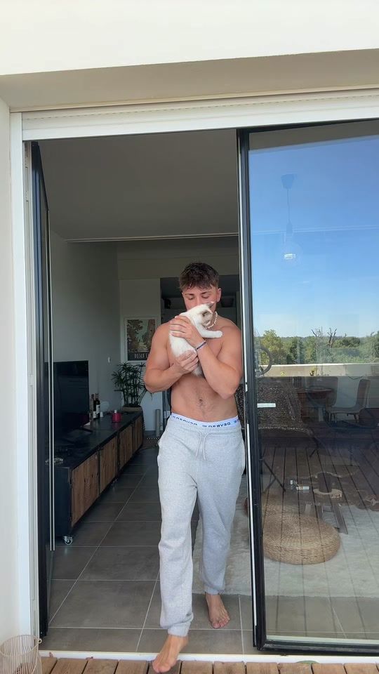 TikTok video thumbnail by hugoolala