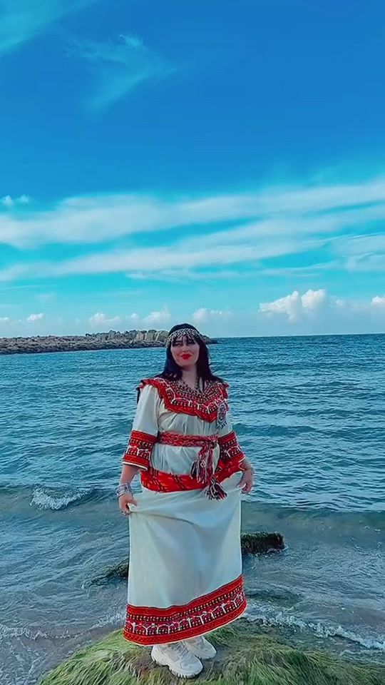 TikTok video thumbnail by celiamokrani8