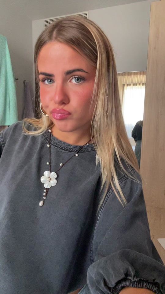 TikTok video thumbnail by aliimorenoo_