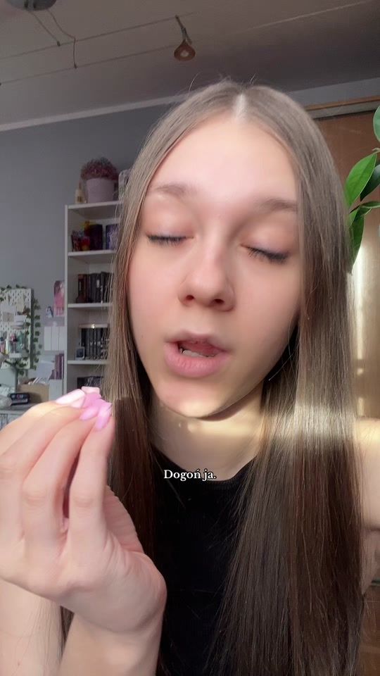 TikTok video thumbnail by bookswithcookie_