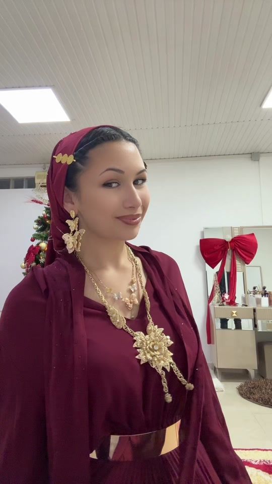 TikTok video thumbnail by gaby_lory_