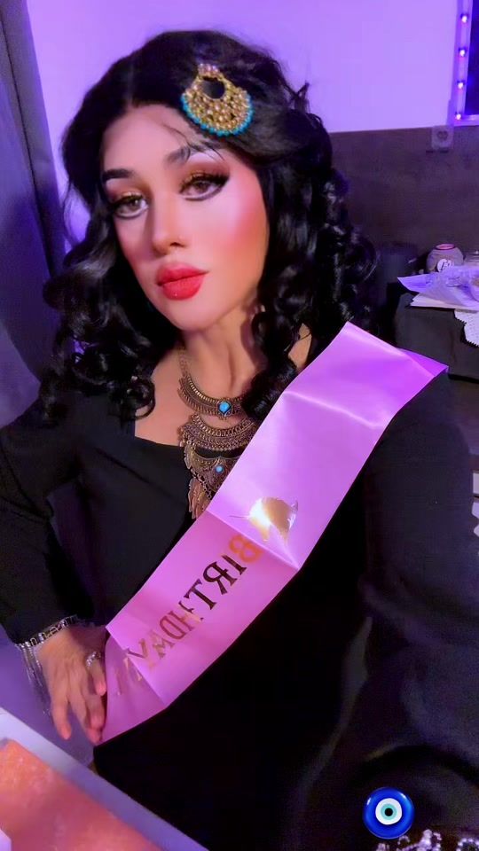 TikTok video thumbnail by prensprensses