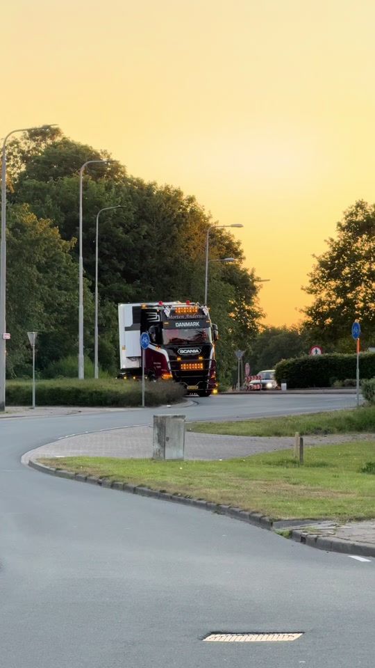TikTok video thumbnail by truckspotter050