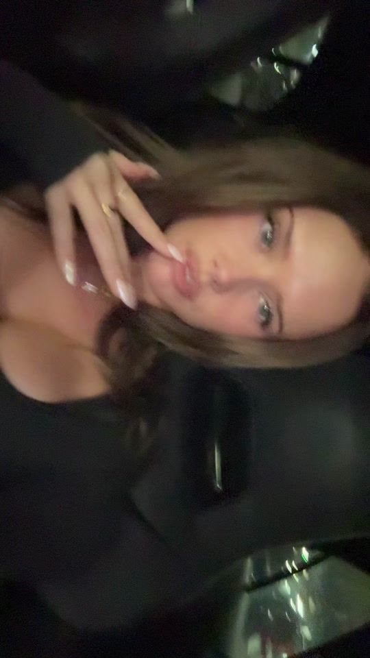 TikTok video thumbnail by carolinepontin