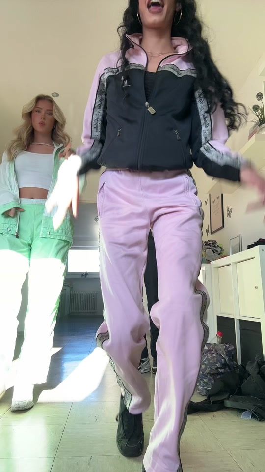 TikTok video thumbnail by gabber_barbie