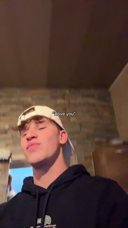 TikTok video thumbnail by r0bd3