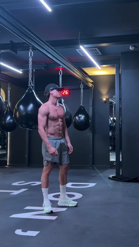 TikTok video thumbnail by .gabriellopes