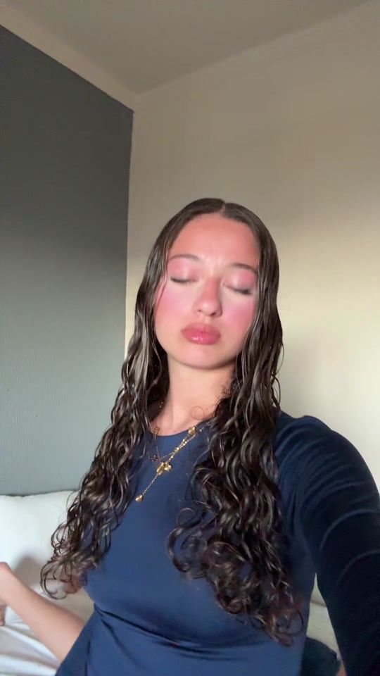 TikTok video thumbnail by cagla._44