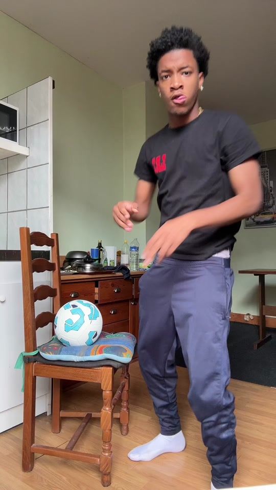 TikTok video thumbnail by lrz9711