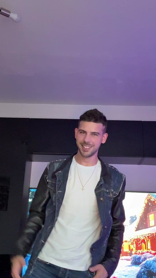 TikTok video thumbnail by alinsocaciu