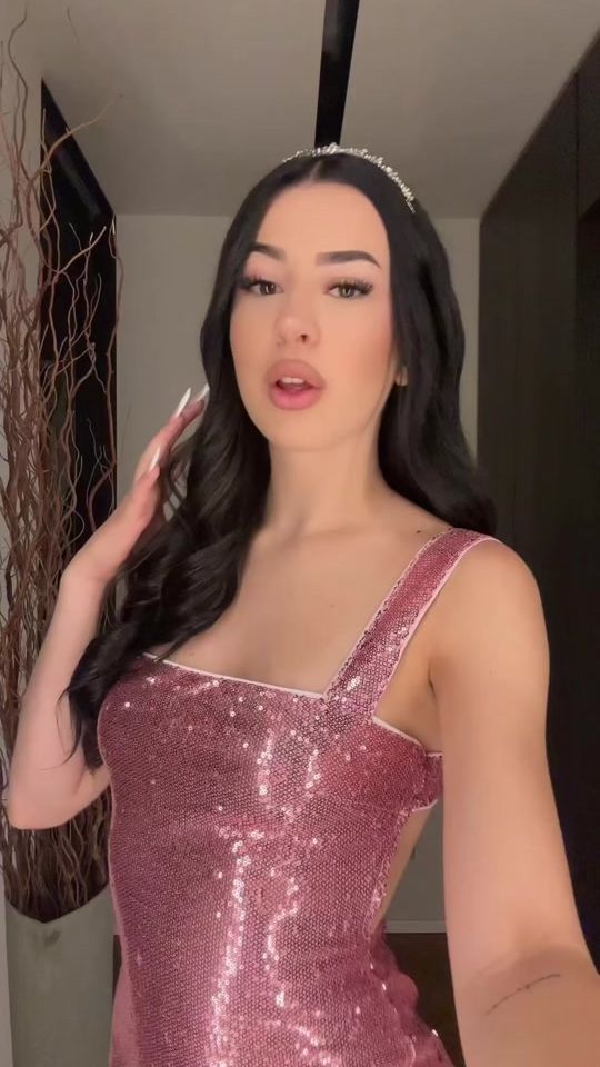 TikTok video thumbnail by saradelmi222